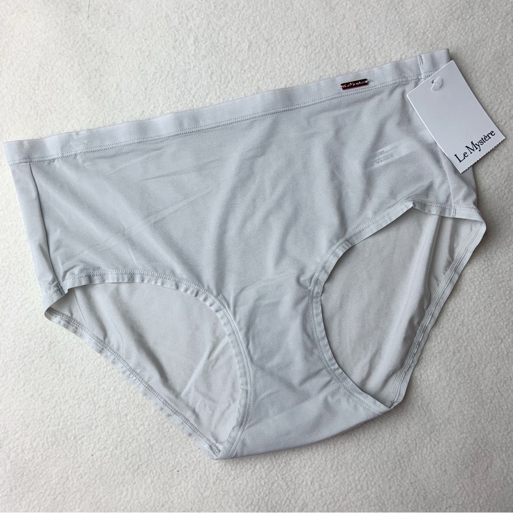 NWT New Le Mystere Light Gray Infinite Comfort Brief Panties in Quartz - Picture 2 of 4
